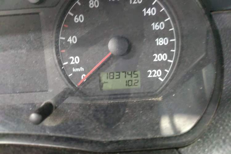 Used Volkswagen Polo 2006 Jingqing 1.4L Manual Fashion Edition Odometer Close Up