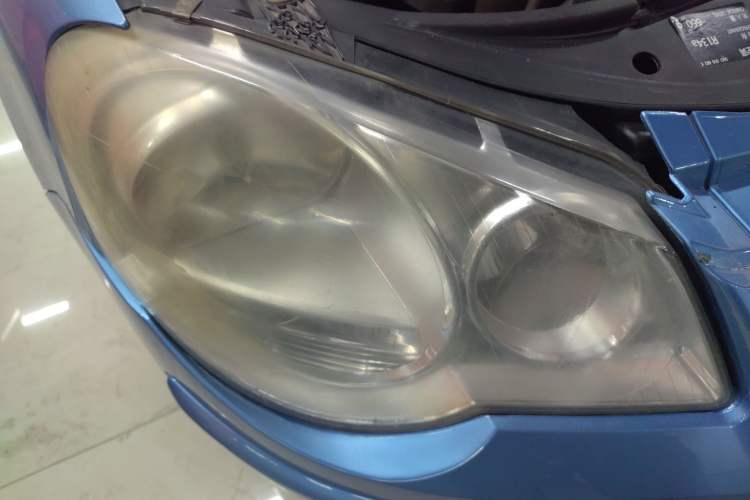 Used Volkswagen Polo 2006 Jingqing 1.4L Manual Fashion Edition Right Front Headlight