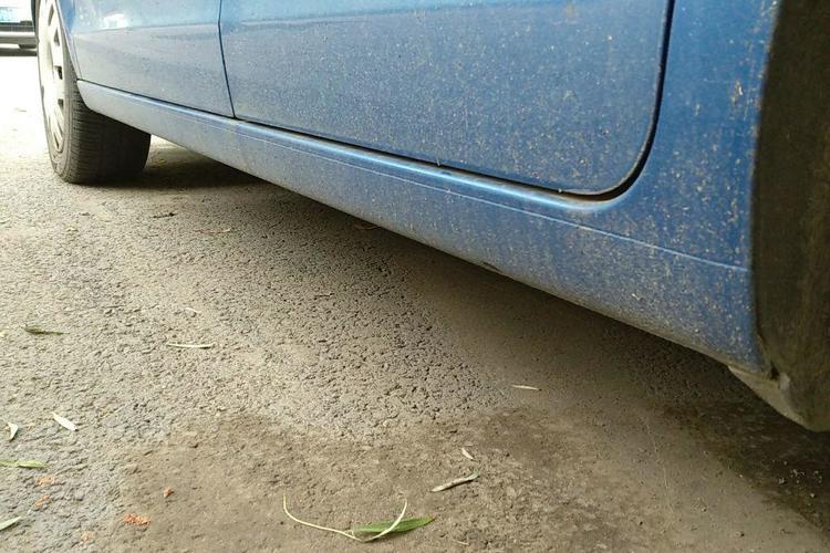 Used Volkswagen Polo 2006 Jingqing 1.4L Manual Fashion Edition Right Side Sill