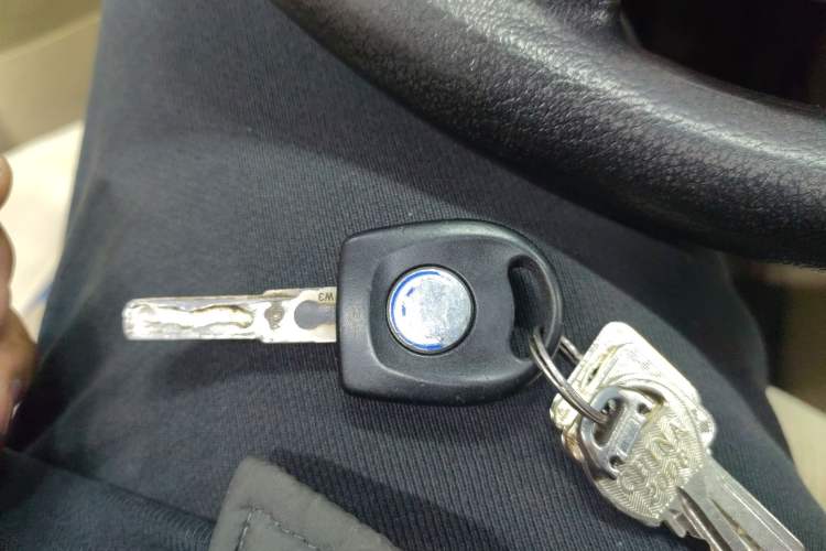 Used Volkswagen Polo 2006 Jingqing 1.4L Manual Fashion Edition Vehicle Key