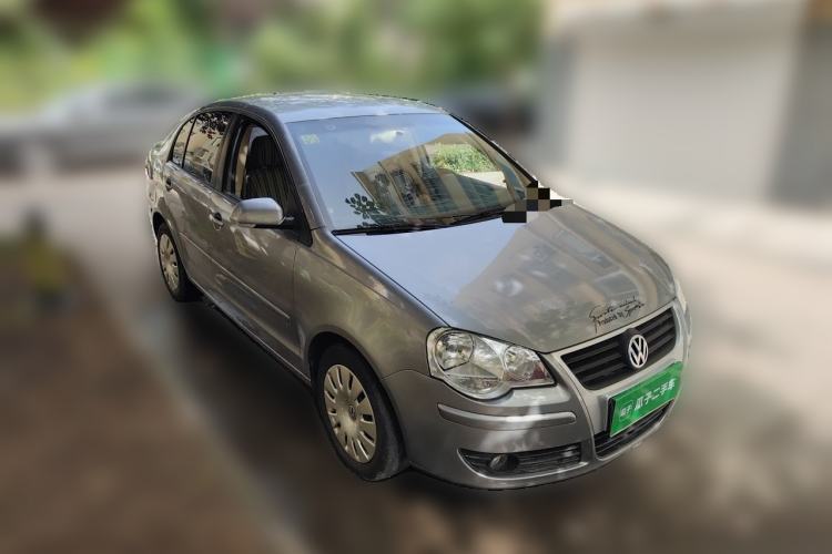 Used Volkswagen Polo 2006 Jingqu 1.4L Manual - Elegant Edition Front Right 45 Deg