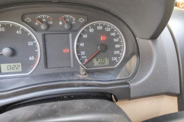 Used Volkswagen Polo 2006 Jingqu 1.4L Manual - Elegant Edition Odometer Close Up