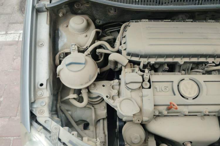 Used Volkswagen Polo 2006 Jingqu 1.6L Manual Elegant Edition Engine Bay Right