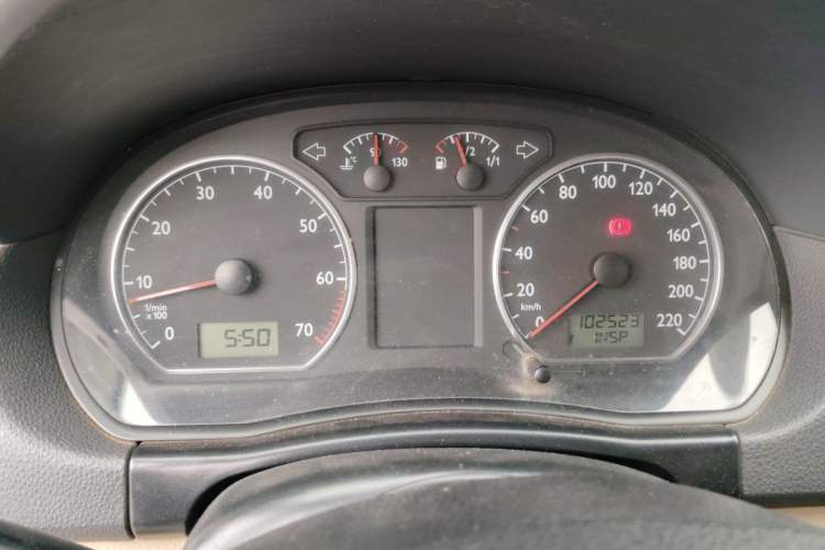 Used Volkswagen Polo 2006 Jingqu 1.6L Manual Elegant Edition Instrument Cluster