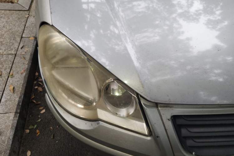 Used Volkswagen Polo 2006 Jingqu 1.4L Manual - Elegant Edition Right Front Headlight