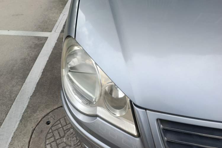 Used Volkswagen Polo 2006 Jingqu 1.6L Manual Elegant Edition Right Front Headlight