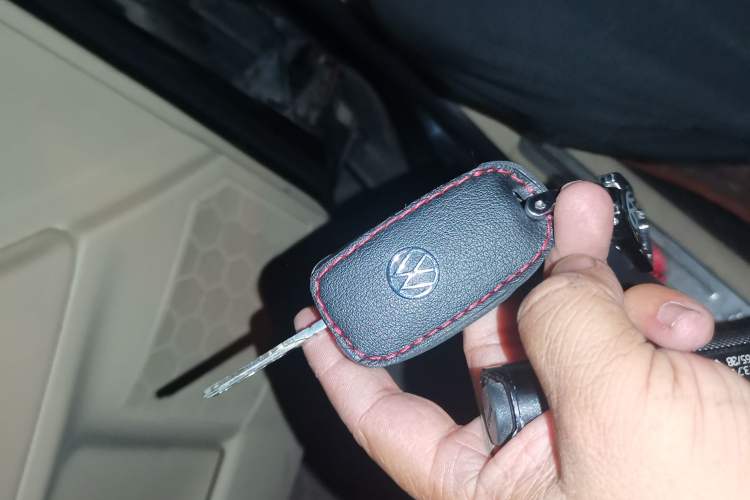 Used Volkswagen Polo 2007 1.6L Cross Polo Automatic Vehicle Key