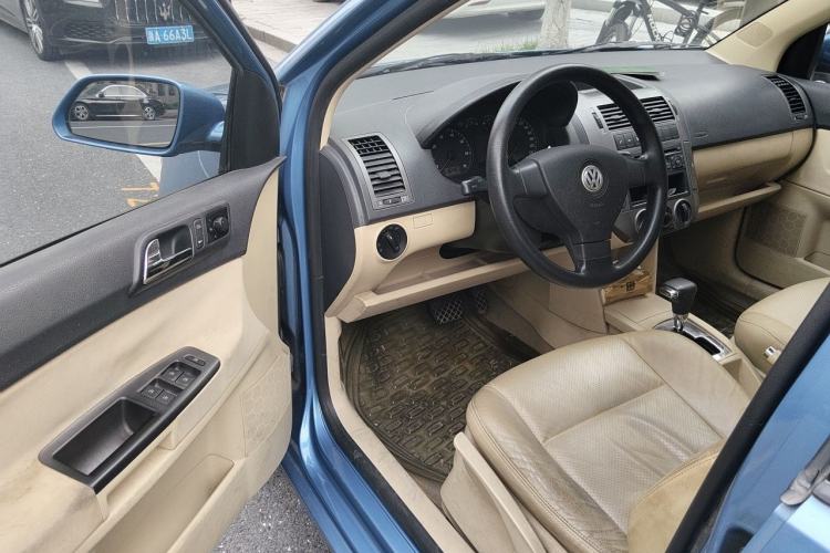 Used Volkswagen Polo 2007 Jingqing 1.6L Automatic Fashion Edition Driver Seat