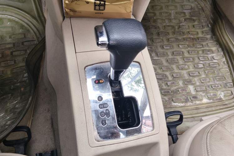 Used Volkswagen Polo 2007 Jingqing 1.6L Automatic Fashion Edition Gear Lever