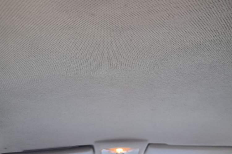 Used Volkswagen Polo 2007 Kica 1.4L Manual Fashion Edition Headliner