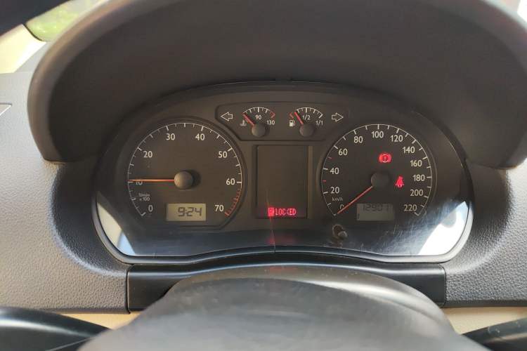 Used Volkswagen Polo 2007 Jingqing 1.6L Automatic Fashion Edition Instrument Cluster