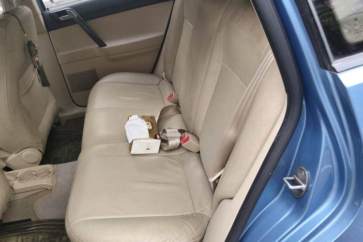Used Volkswagen Polo 2007 Jingqing 1.6L Automatic Fashion Edition Left Rear Seat