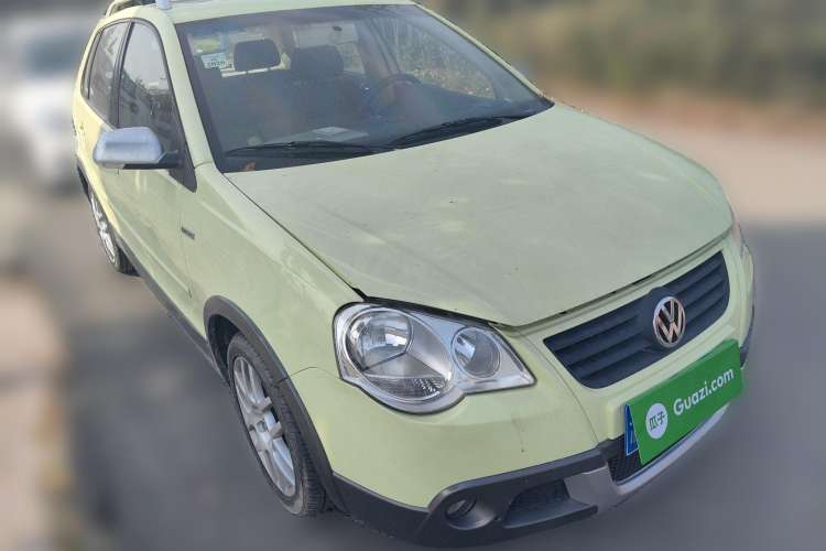 Used Volkswagen Polo 2007 1.6L Cross Polo Automatic Front Right 45 Deg