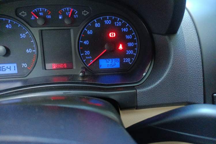 Used Volkswagen Polo 2007 1.6L Cross Polo Automatic Odometer Close Up