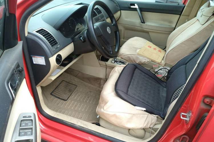 Used Volkswagen Polo 2007 Jingqing 1.6L Automatic Fashion Edition Driver Seat
