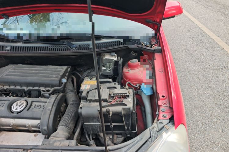 Used Volkswagen Polo 2007 Jingqing 1.6L Automatic Fashion Edition Engine Bay Left