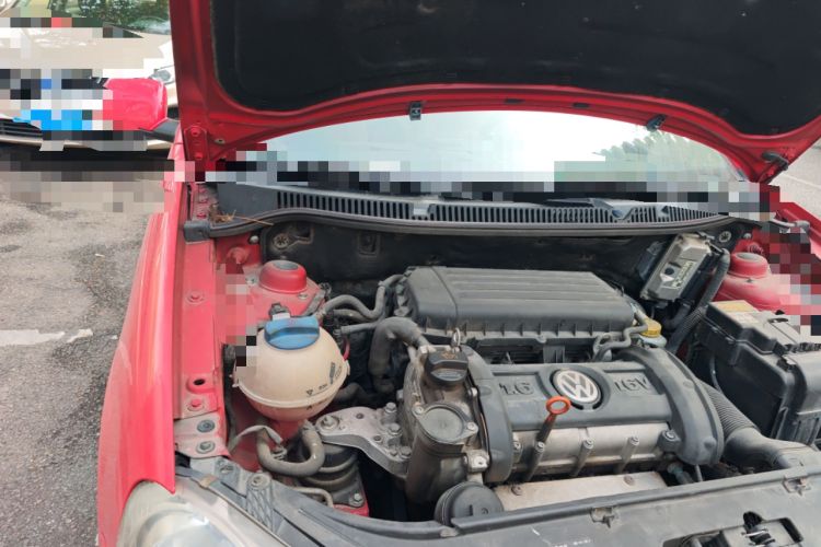 Used Volkswagen Polo 2007 Jingqing 1.6L Automatic Fashion Edition Engine Bay Right