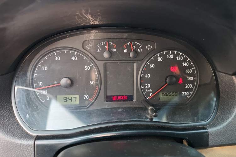 Used Volkswagen Polo 2007 Jingqing 1.6L Automatic Fashion Edition Instrument Cluster