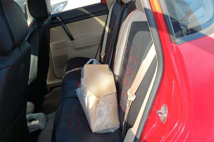Used Volkswagen Polo 2007 1.6L Cross Polo MT Left Rear Seat