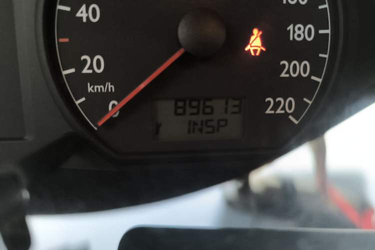 Used Volkswagen Polo 2007 1.6L Cross Polo MT Odometer Close Up