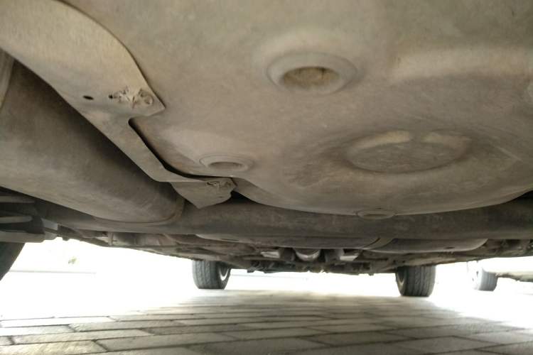 Used Volkswagen Polo 2007 Jingqing 1.6L Automatic Fashion Edition Rear Bumper Underside
