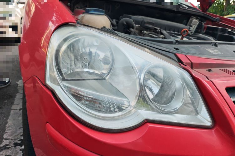 Used Volkswagen Polo 2007 Jingqing 1.6L Automatic Fashion Edition Right Front Headlight