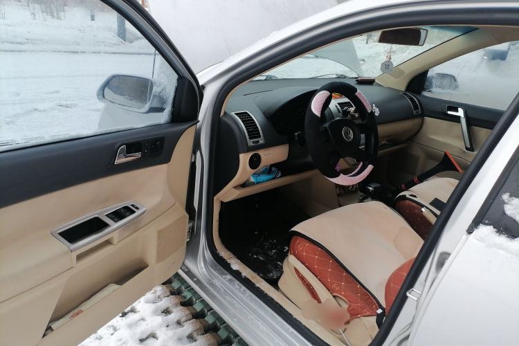 Used Volkswagen Polo 2007 Jingqing 1.4L Automatic Fashion Edition Driver Seat