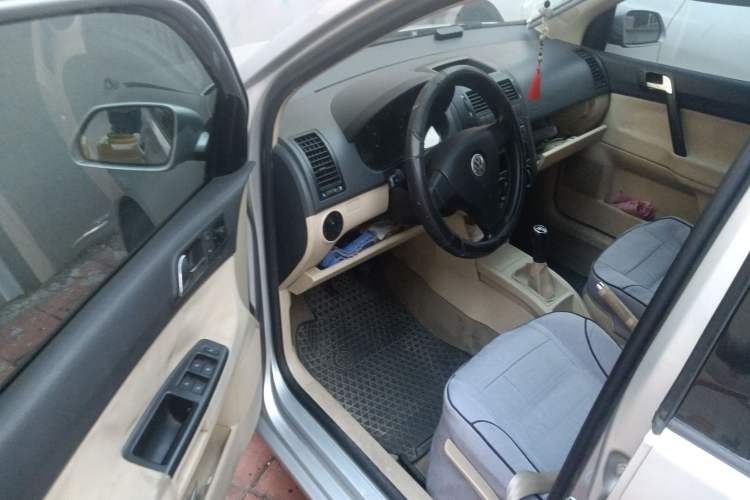 Used Volkswagen Polo 2007 Kica 1.4L Manual Fashion Edition Driver Seat