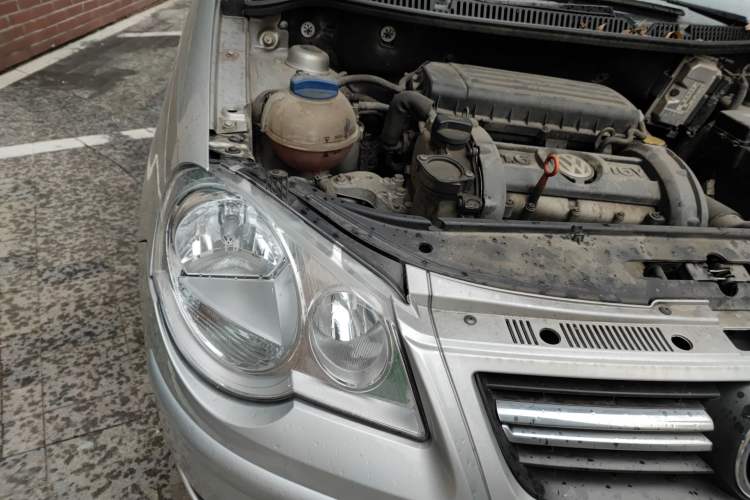 Used Volkswagen Polo 2007 Jingqing 1.6L Automatic Fashion Edition Engine Bay Right