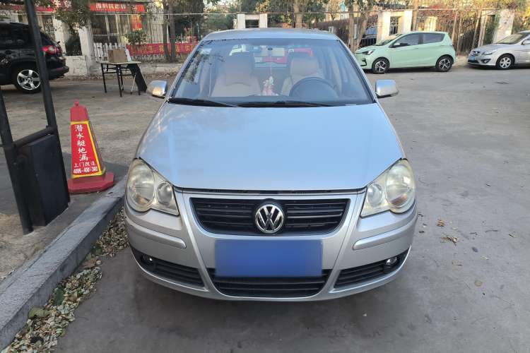 Used Volkswagen Polo 2007 Kica 1.4L Manual Fashion Edition Front