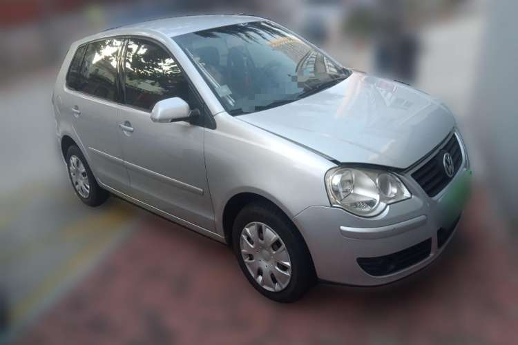 Used Volkswagen Polo 2007 Kica 1.4L Manual Fashion Edition Front Right 45 Deg