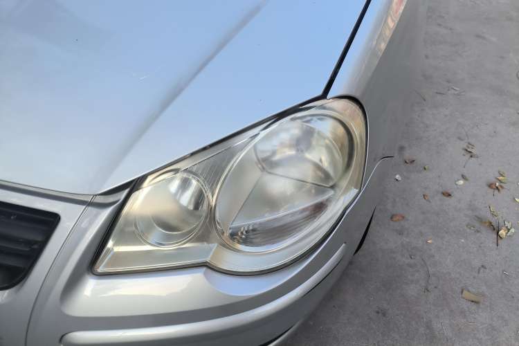 Used Volkswagen Polo 2007 Kica 1.4L Manual Fashion Edition Left Front Headlight