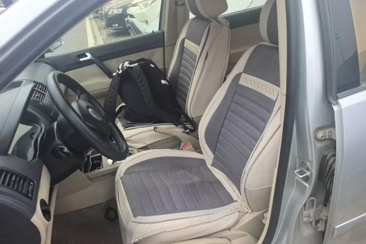 Used Volkswagen Polo 2007 Jingqing 1.4L Automatic Fashion Edition Left Front Seat