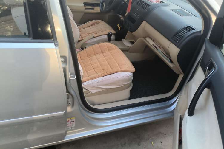 Used Volkswagen Polo 2007 Kica 1.4L Manual Fashion Edition Right Front Seat