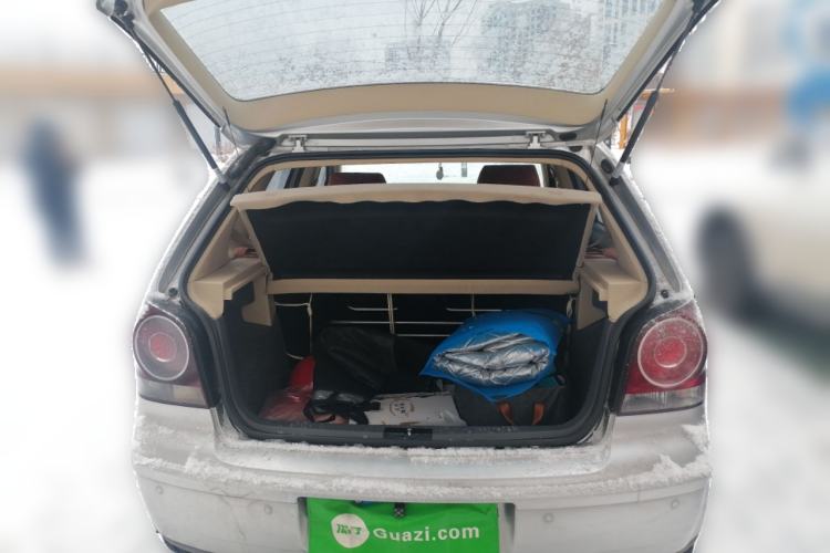 Used Volkswagen Polo 2007 Jingqing 1.4L Automatic Fashion Edition Trunk