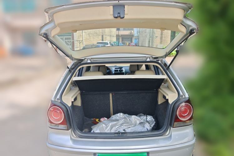 Used Volkswagen Polo 2007 Jingqing 1.6L Automatic Fashion Edition Trunk