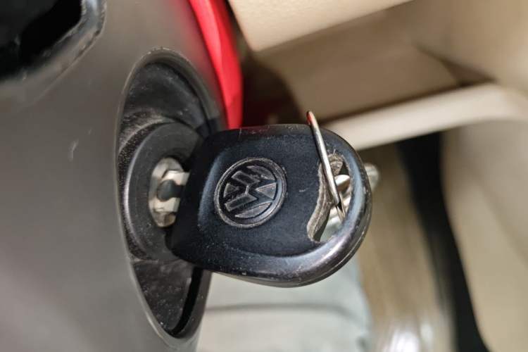 Used Volkswagen Polo 2007 1.6L Cross Polo Automatic Vehicle Key