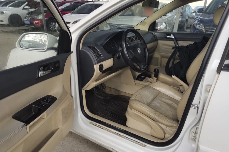Used Volkswagen Polo 2007 Jingqing 1.4L Manual Fashion Edition Driver Seat