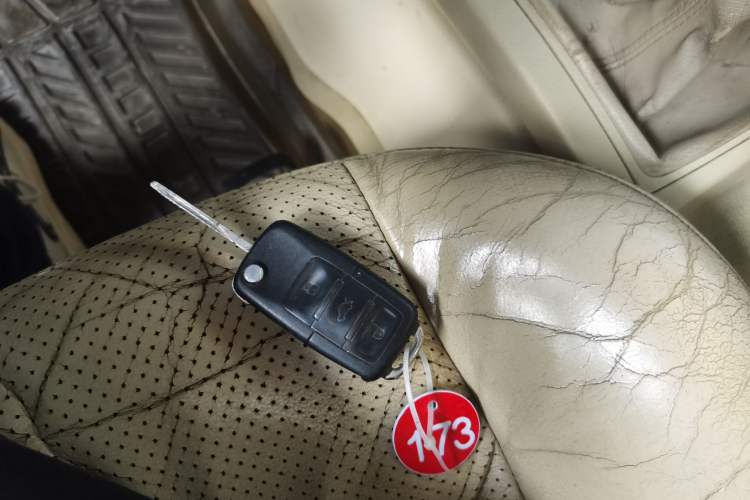 Used Volkswagen Polo 2007 Jingqing 1.4L Manual Fashion Edition Vehicle Key