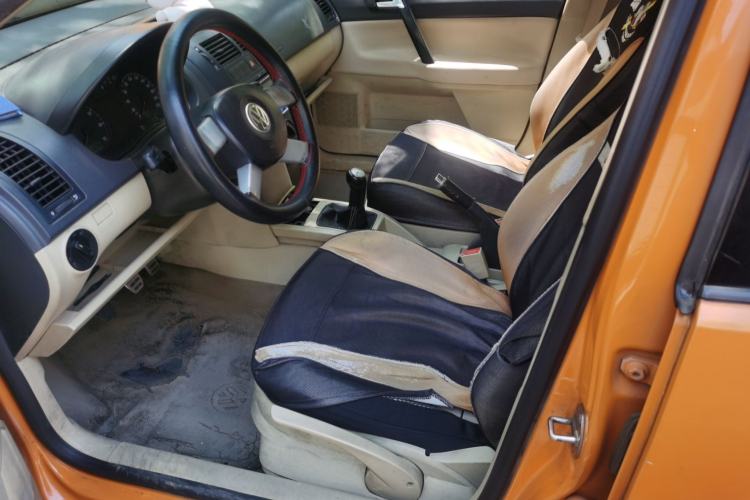 Used Volkswagen Polo 2007 1.6L Cross Polo MT Driver Seat