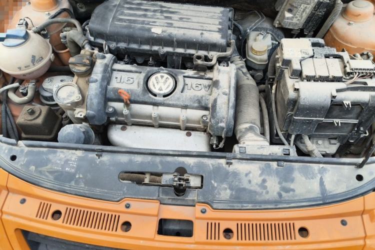 Used Volkswagen Polo 2007 1.6L Cross Polo Automatic Engine Bay