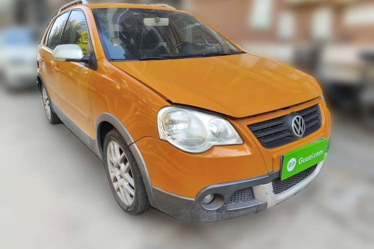 Used Volkswagen Polo 2007 1.6L Cross Polo Automatic Front Right 45 Deg