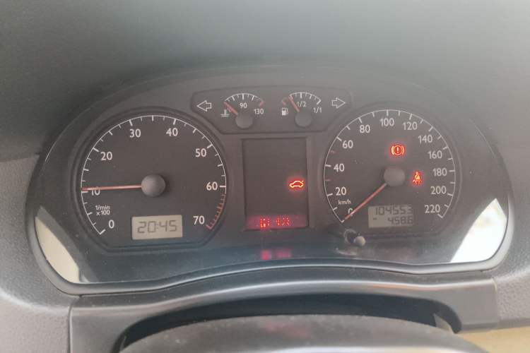 Used Volkswagen Polo 2007 1.6L Cross Polo Automatic Odometer Close Up