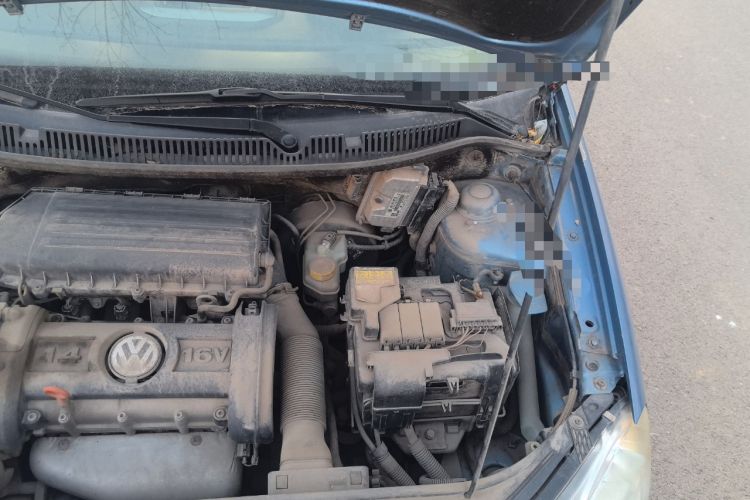 Used Volkswagen Polo 2008 Jingqu 1.4L Manual Elegant Edition Engine Bay Left