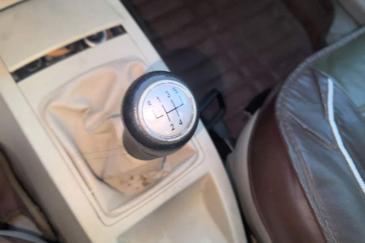 Used Volkswagen Polo 2008 Jingqu 1.4L Manual Elegant Edition Gear Lever