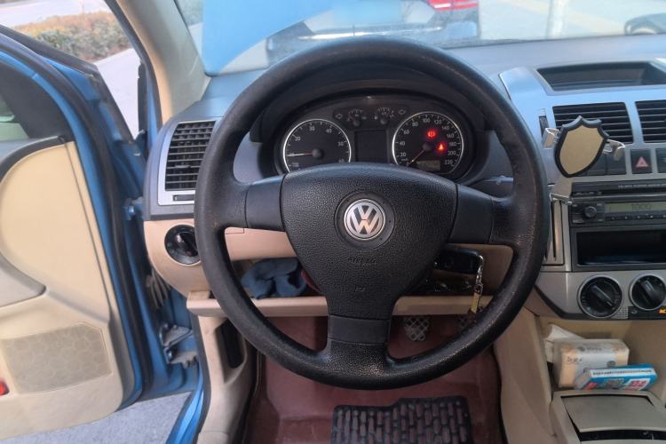 Used Volkswagen Polo 2008 Jingqu 1.4L Manual Elegant Edition Steering Wheel