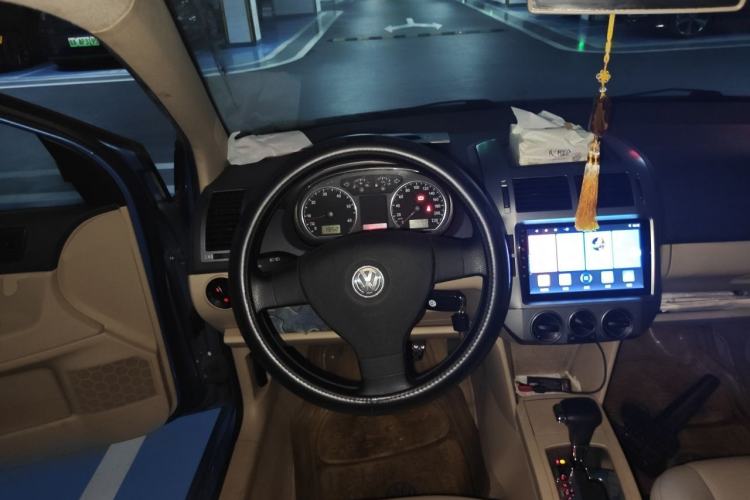 Used Volkswagen Polo 2008 Jingqu 1.4L Automatic Elegant Edition Steering Wheel