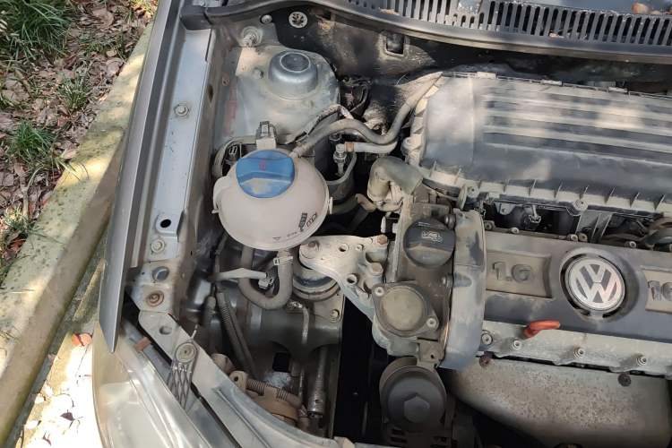 Used Volkswagen Polo 2008 Jingqu 1.6L Manual Elegant Edition Engine Bay Right