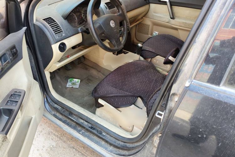 Used Volkswagen Polo 2009 Jingqu 1.4L Manual Elegant Edition Driver Seat