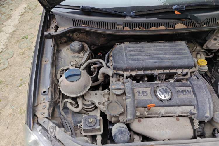 Used Volkswagen Polo 2009 Sporty 1.6L Manual Model Engine Bay Right